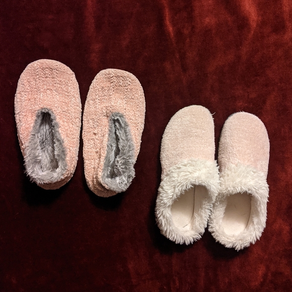 💖 2 Pairs of Pink Isotoner Womens Slippers